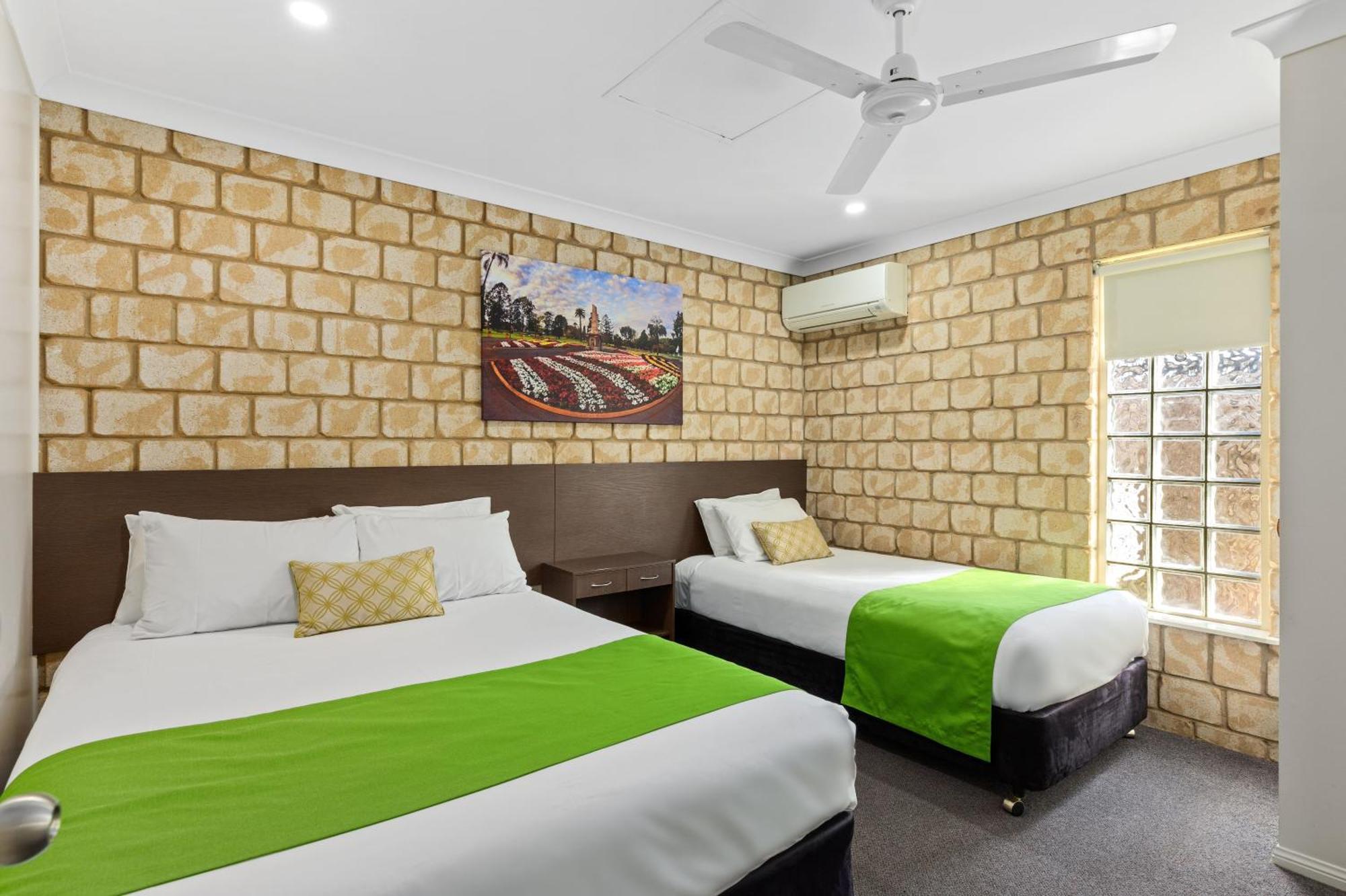 Great Divide Motor Inn Toowoomba Szoba fotó